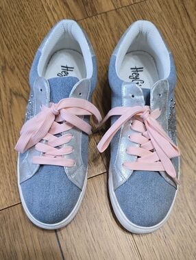 Hey Girl By Corkys  Light Blue Denim & Silver Women's Sneaker with Pink Laces